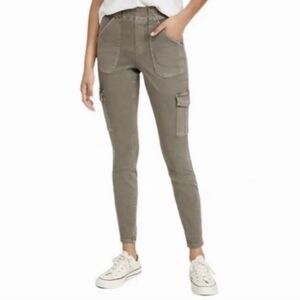 Spanx Stretch Twill Ankle Cargo Pant High Waist Desert Dune | Size Small